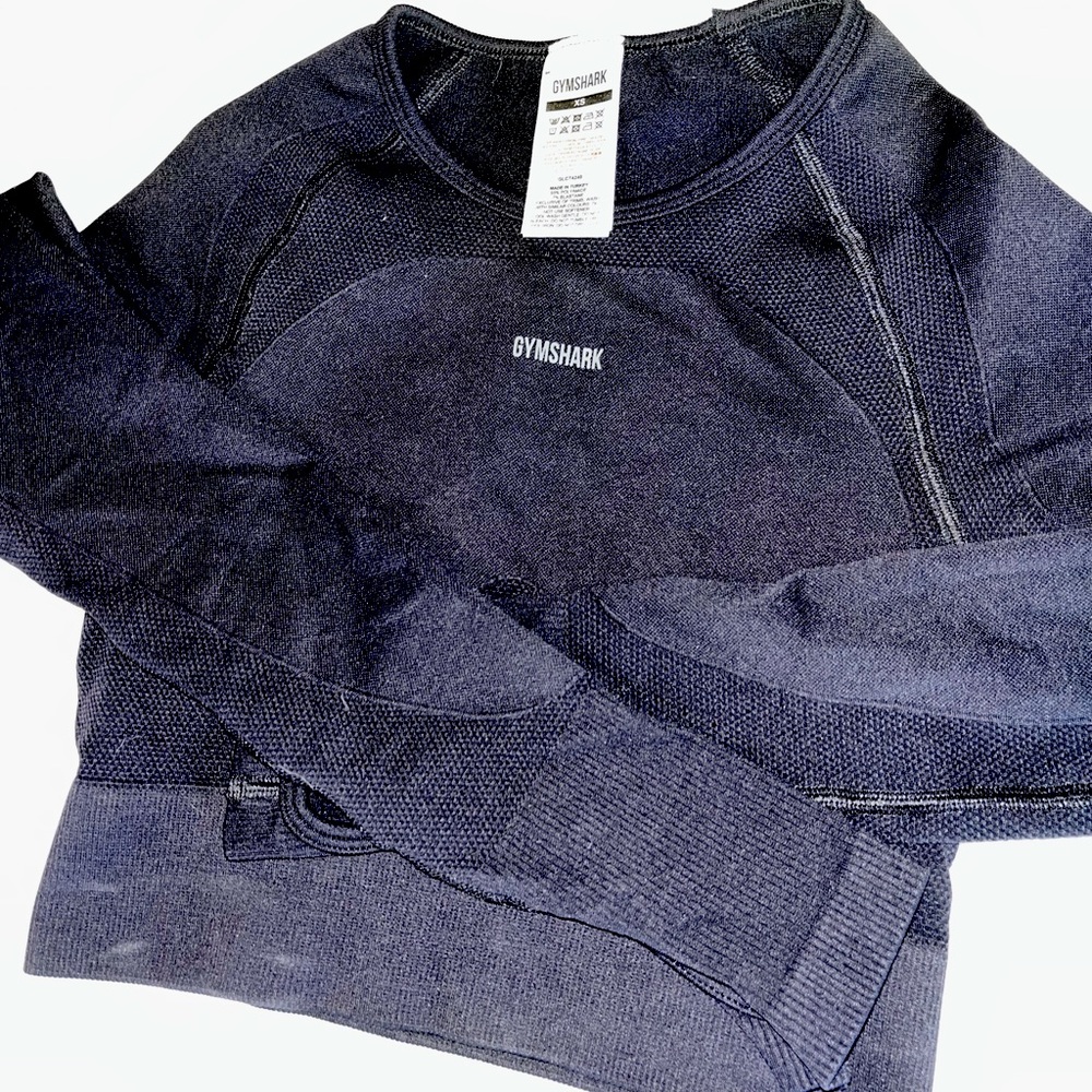 Xs cropped long sleeve gymshark top